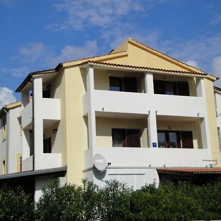 Apartmani Mirjana Studio 3 Башка Экстерьер фото